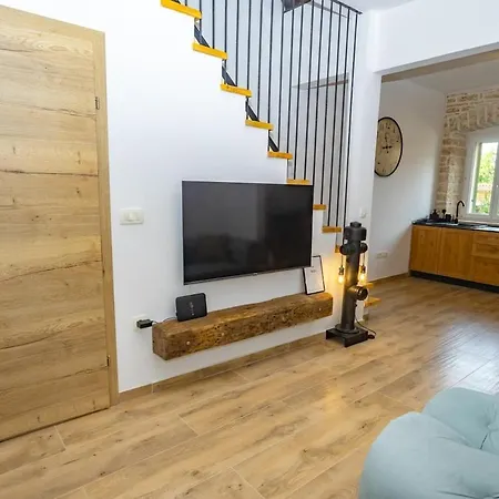 House Dominik-with Pool And Jacuzzi Near Rovinj